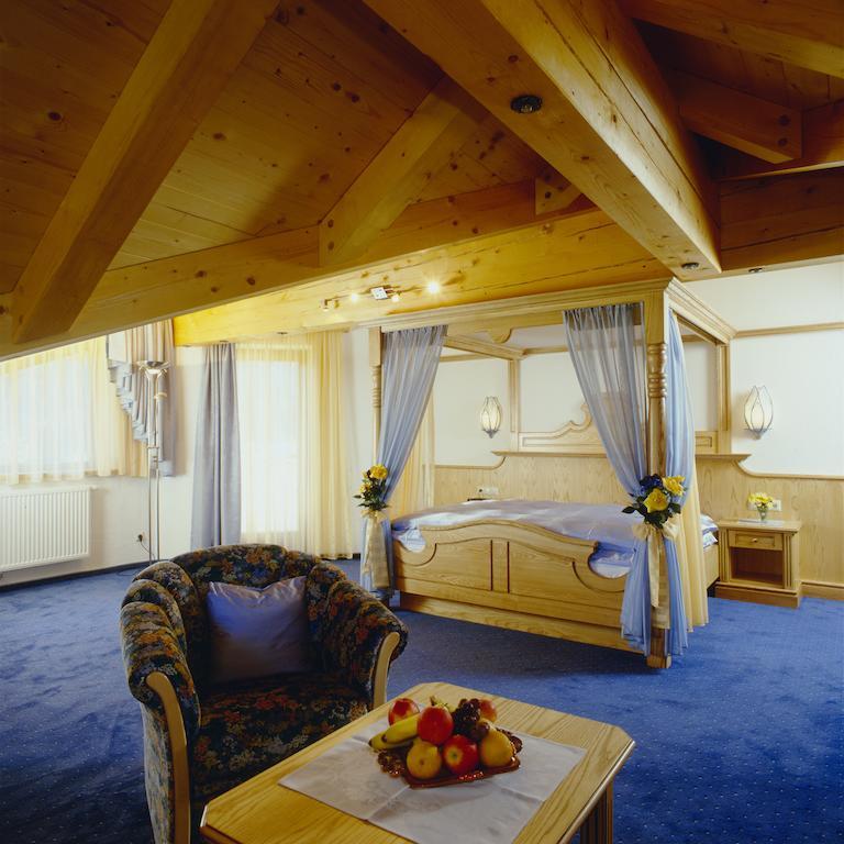 Landhotel Eva Kirchberg in Tirol Szoba fotó